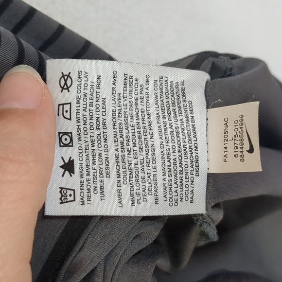 Nike Golf Tour Premium Women's Polo Black and gray stripe Size Large - Picture 7 of 10